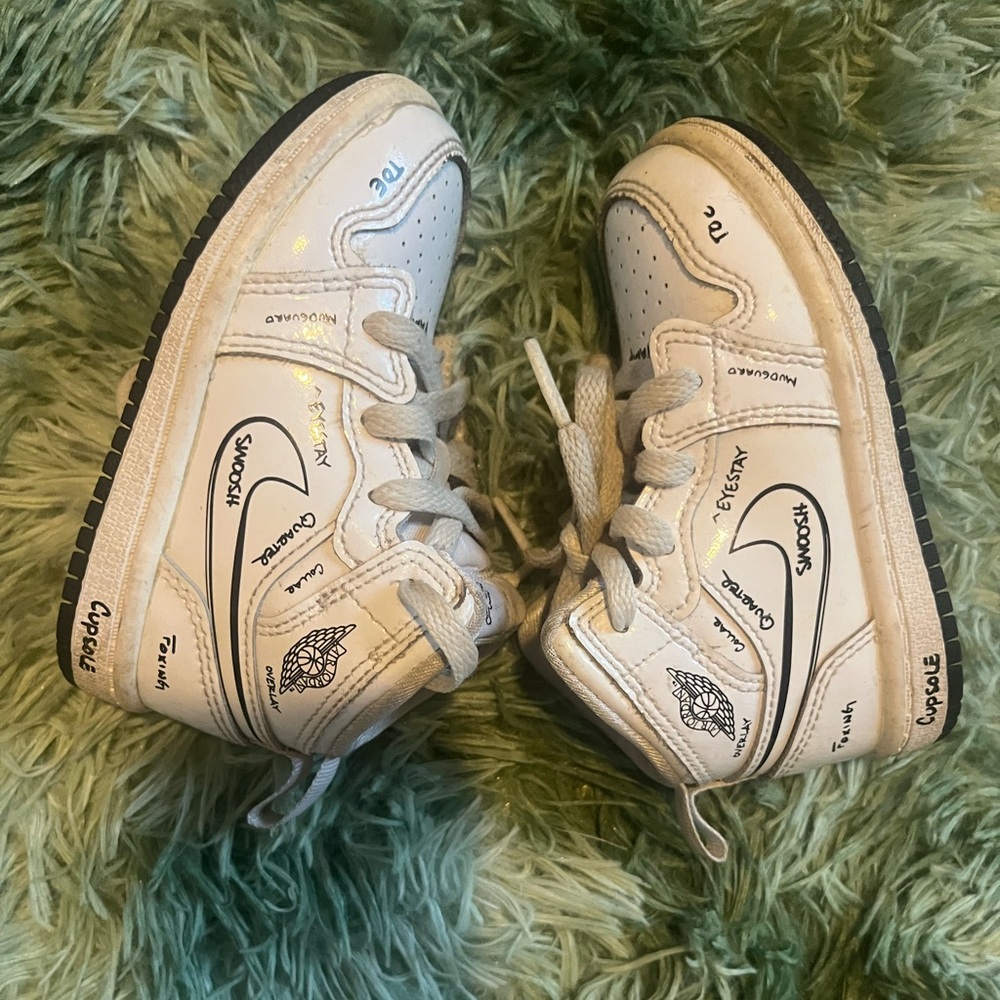 Jordan 1 baby shoes